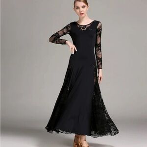Elegant Black Lace Evening Dress